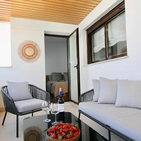 Penthouse W/ Spectacular View Apartment *