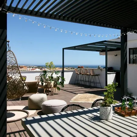 Penthouse W/ Spectacular View